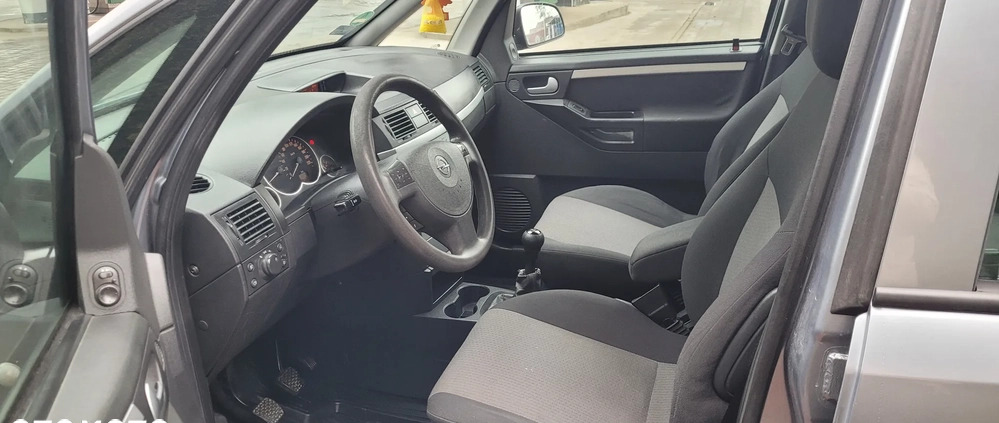 Opel Meriva cena 6999 przebieg: 300000, rok produkcji 2005 z Siedliszcze małe 37